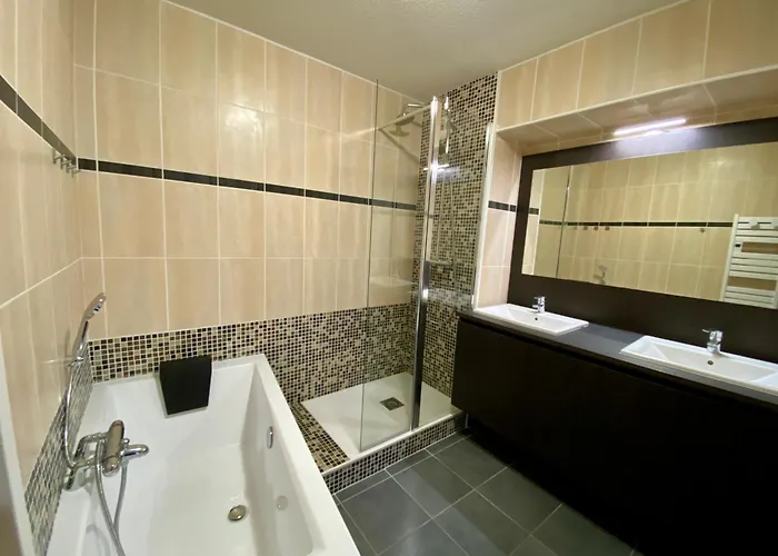 Playabella, 3 Pieces, Clim, Piscine, Villeroy, Parking Sète